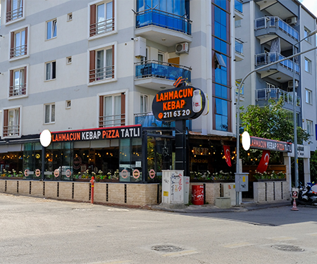 Lahmacun Fırını Restaurant'ta 1.000 TL ve üzeri harcamalarınızda 100 TL bonus!