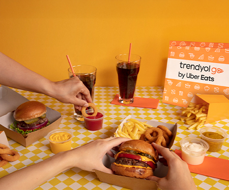 Trendyol Go by Uber Eats'ten yemek siparişlerinize 200 TL bonus!